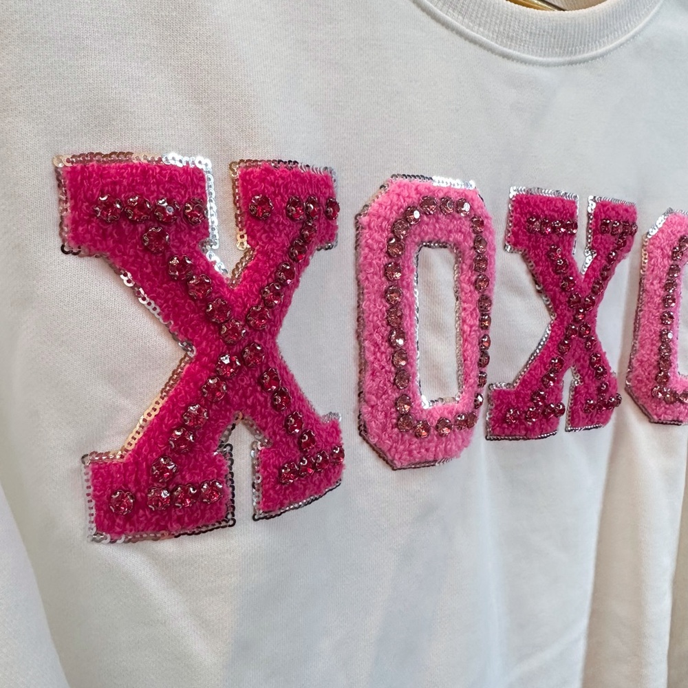 LIKE NEW Cropped Sweatshirt with XOXO Sequin Patch Detail - Picture 3 of 5